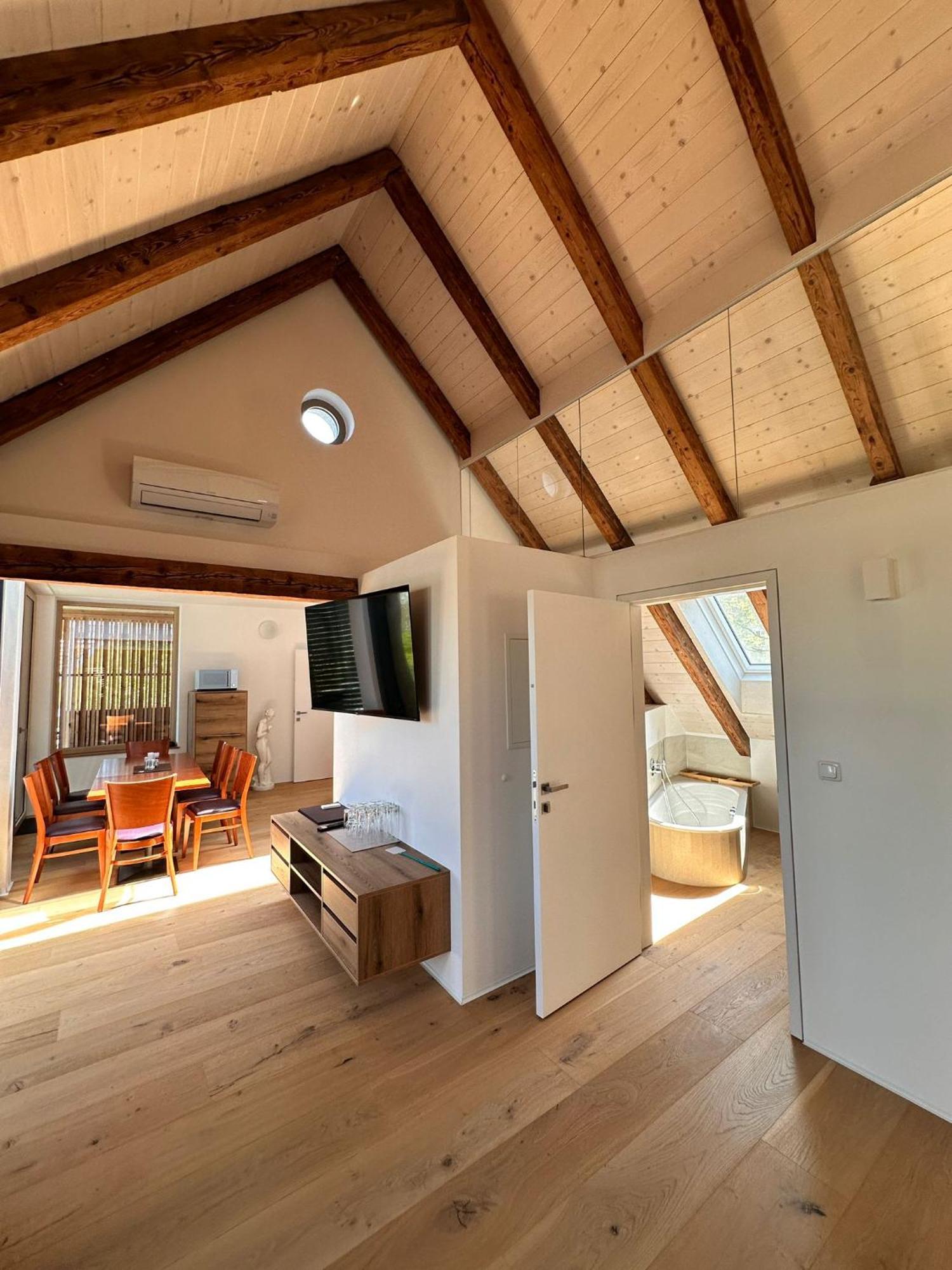 Apartment Paradies *